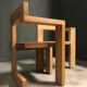 Une paire de Gerrit Rietveld de la chaise Steltman.