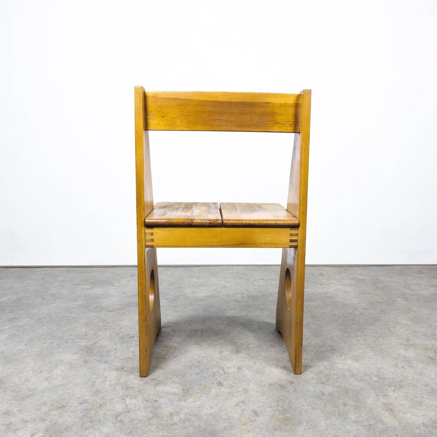 Solid pine sculptural chair by Gilbert Marklund for Furusnickarn