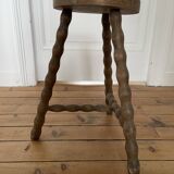 Tripod stool in solid wood, feet turned