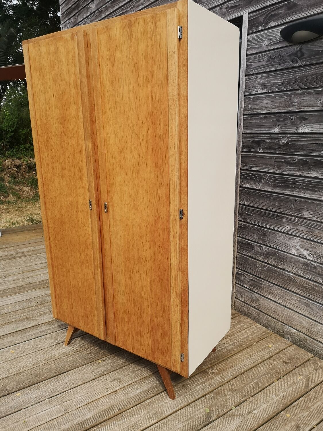 Vintage wardrobe feet compass