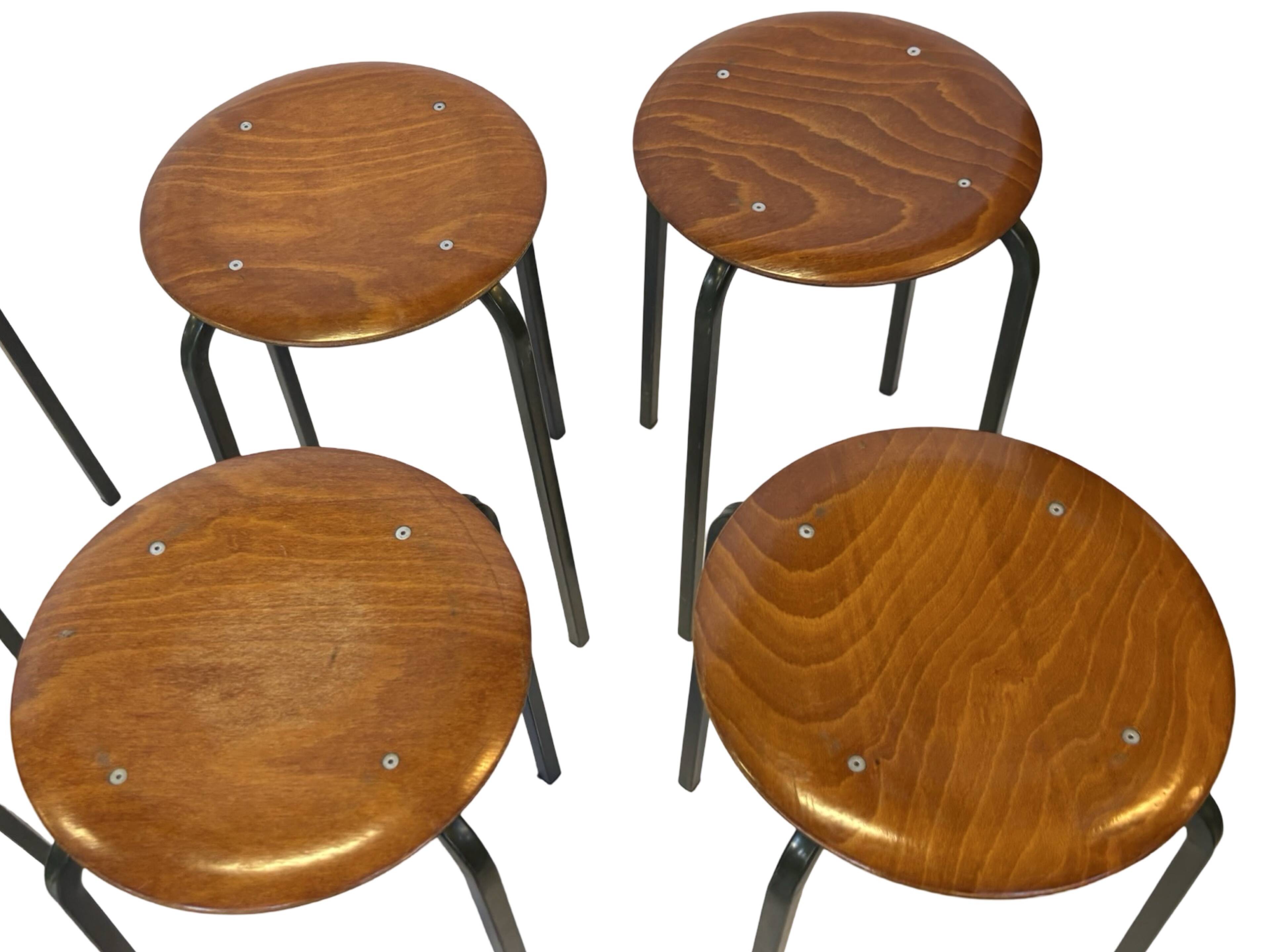 Set of 4 Vintage stools - work stool - Eromes Marko - 60s minimalist design