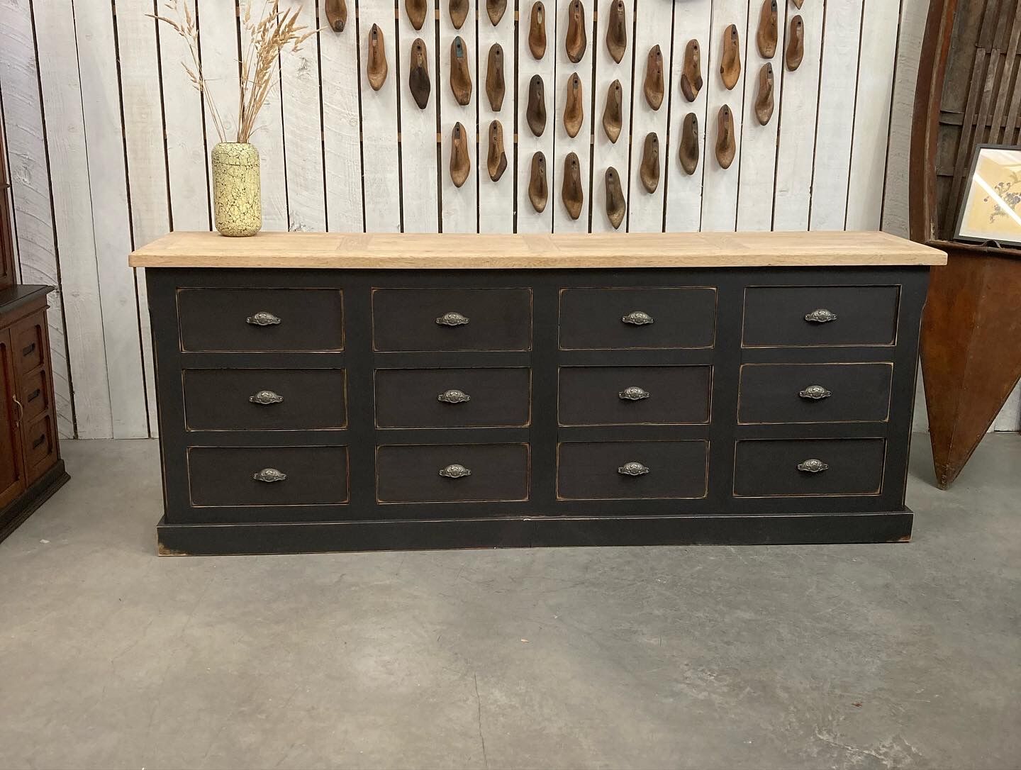 Trade furniture 12 drawers