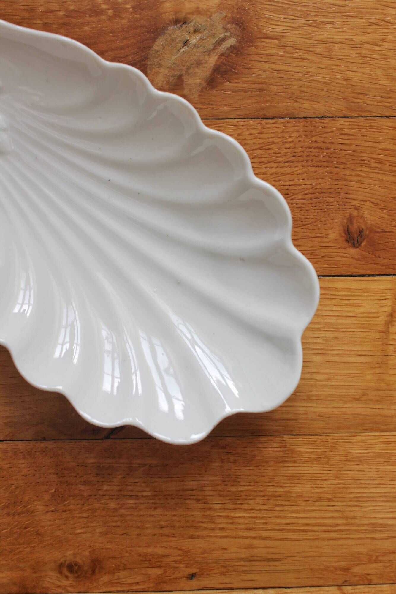 Ravier shell in old porcelain late nineteenth century