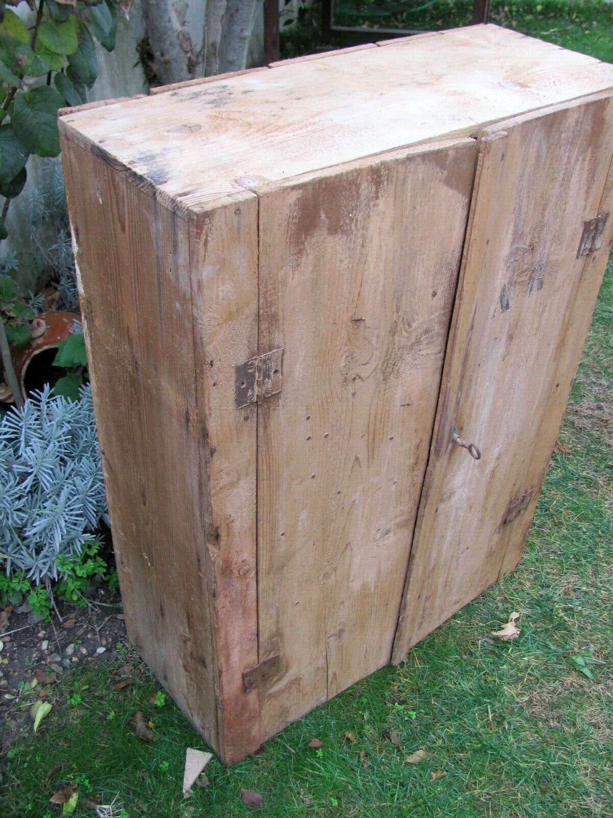 Armoire d'atelier bois brut