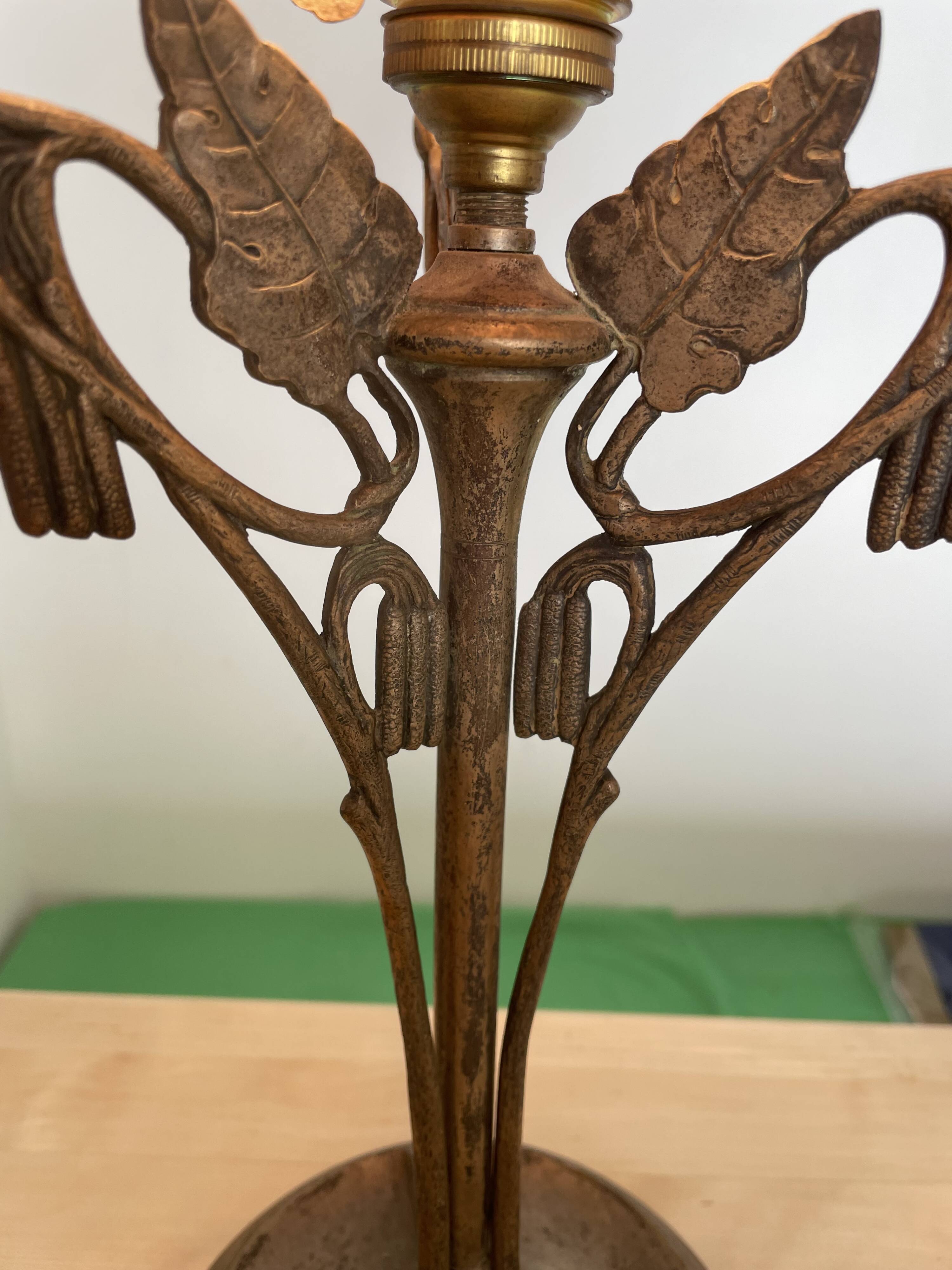 Art Nouveau style lamp