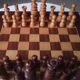 Échiquier en bois classique années 80