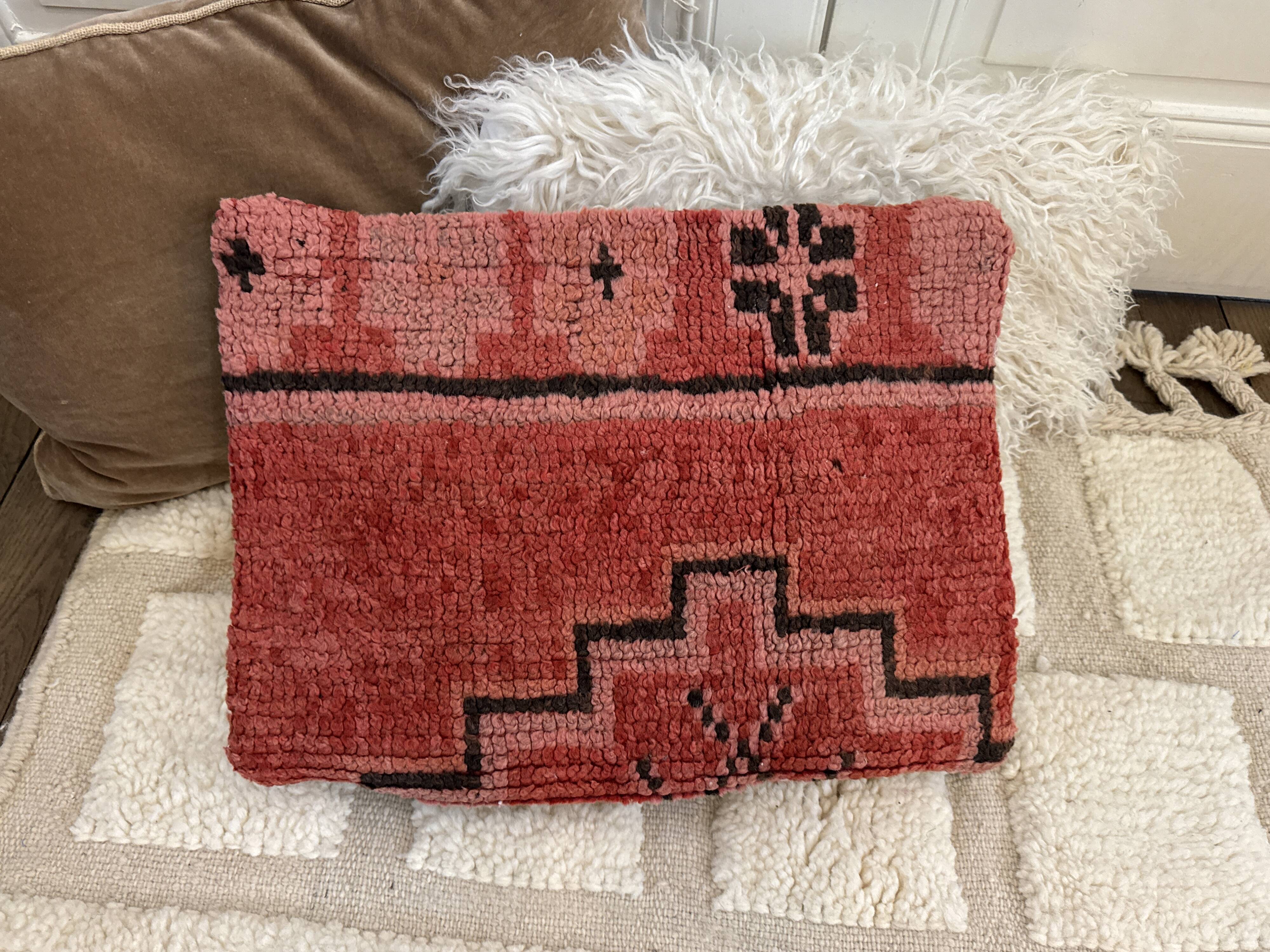 Vintage berber cushion