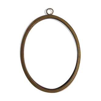 Cadre reliquaire ovale en bronze à suspendre - 13,1 x 10,1 cm
