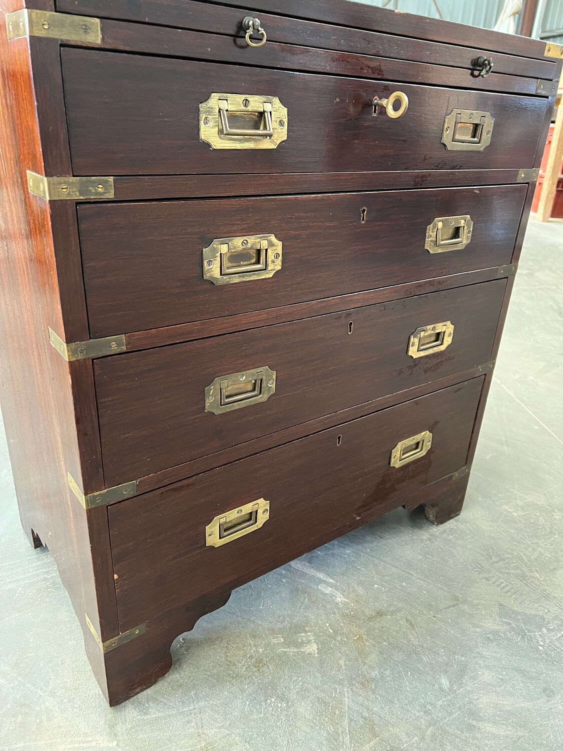 Marine chest of drawers