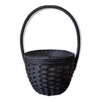 Natural wicker basket black