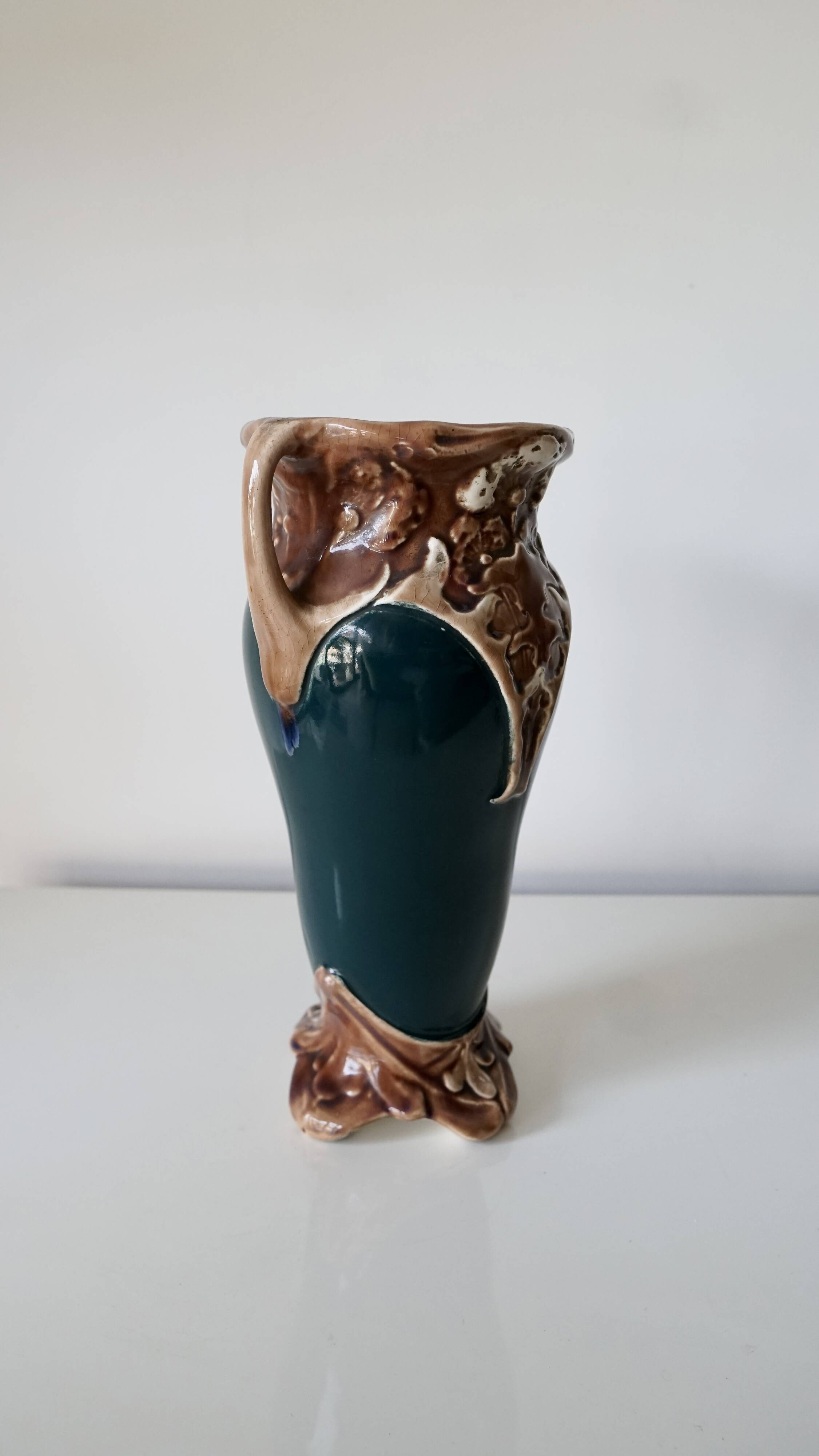 Art Nouveau style slip vase by Gustave de Bruyn, 1920s