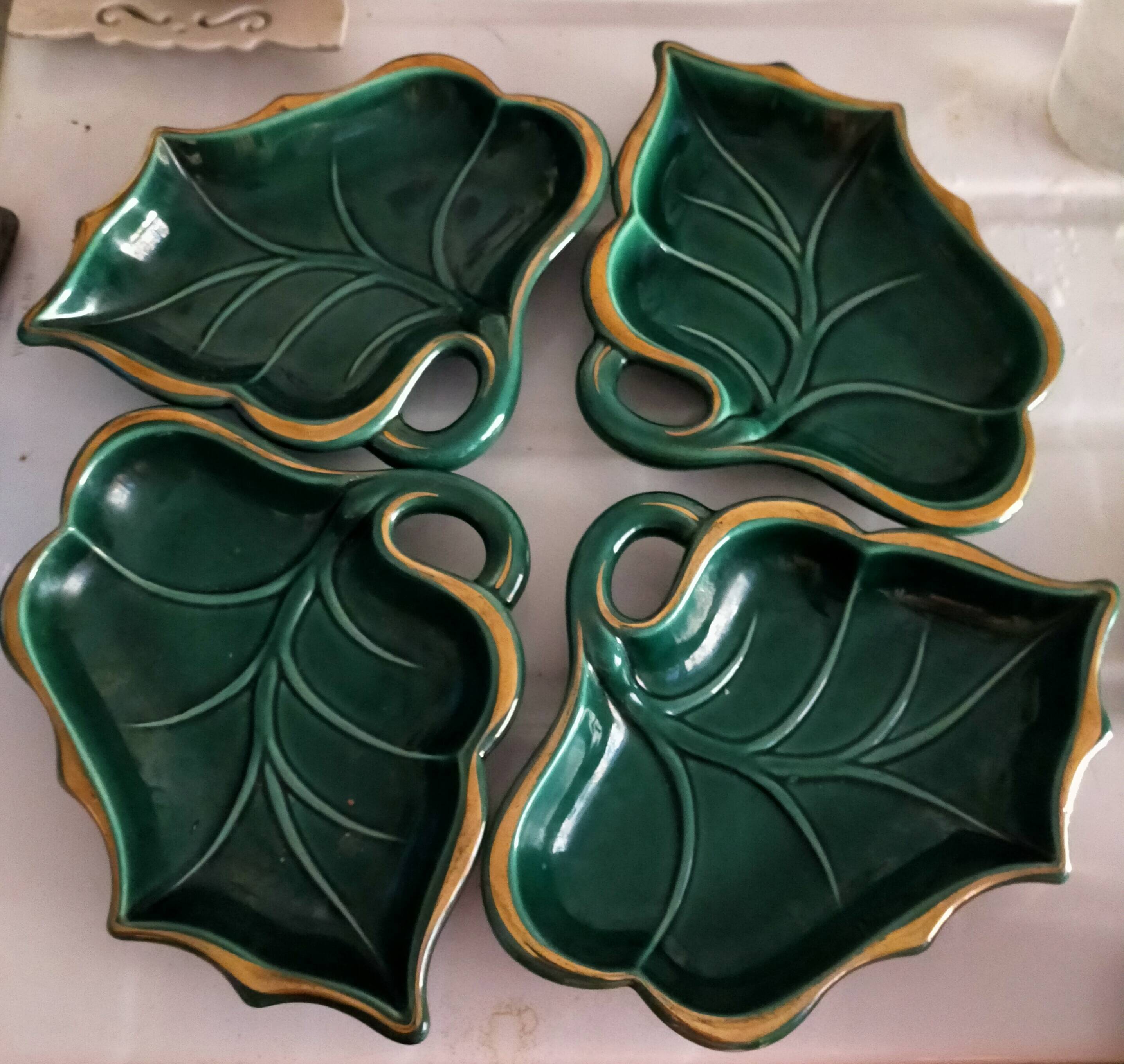 Set of four vintage 50s dishes or bowls