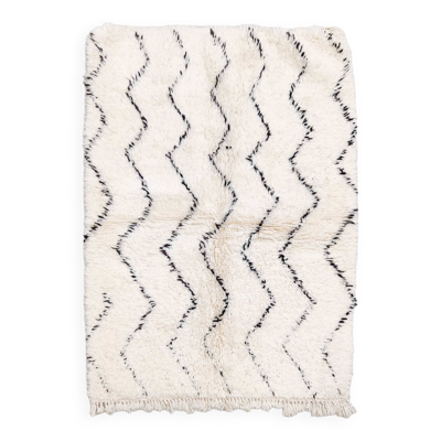 Tapis berbère marocain Marmoucha à zigzags noirs 1,48x1,10m