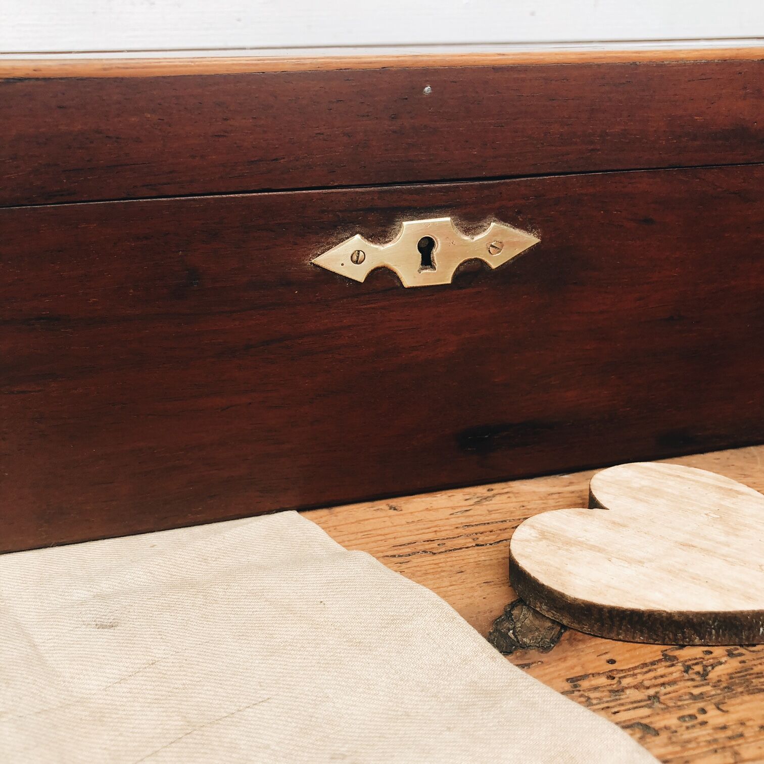 Coffret à bijoux en marqueterie