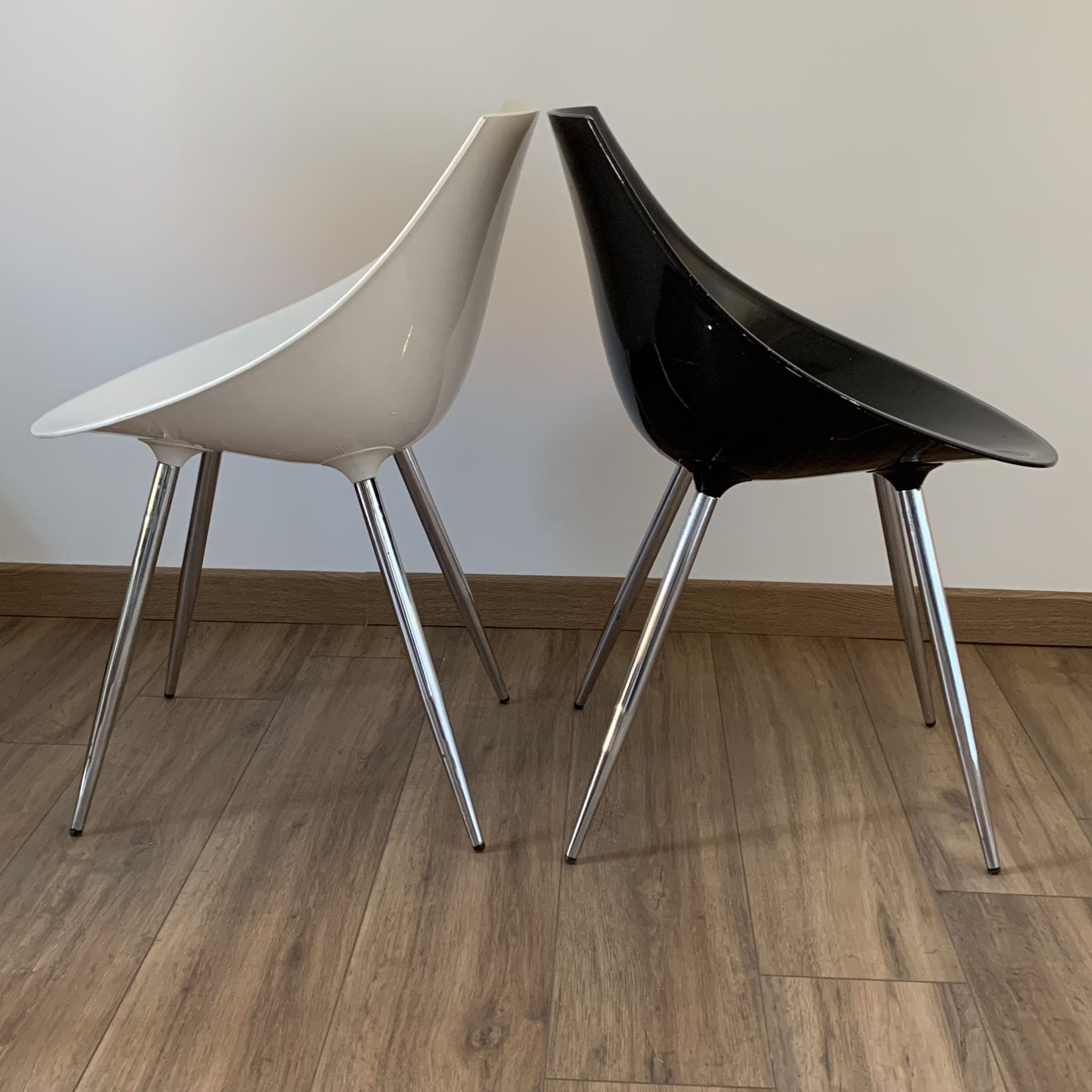 Duo of chairs