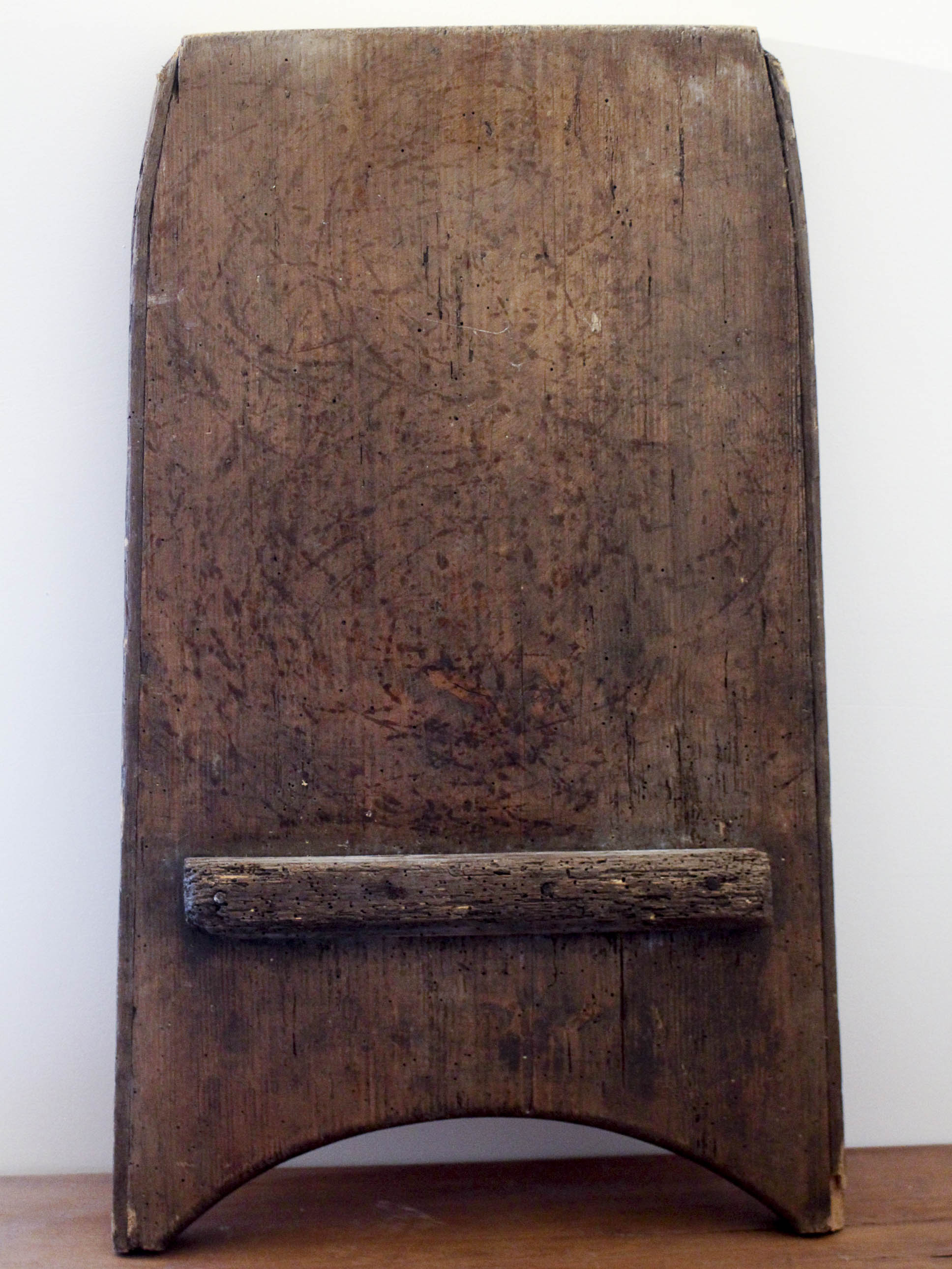 Wooden washing board