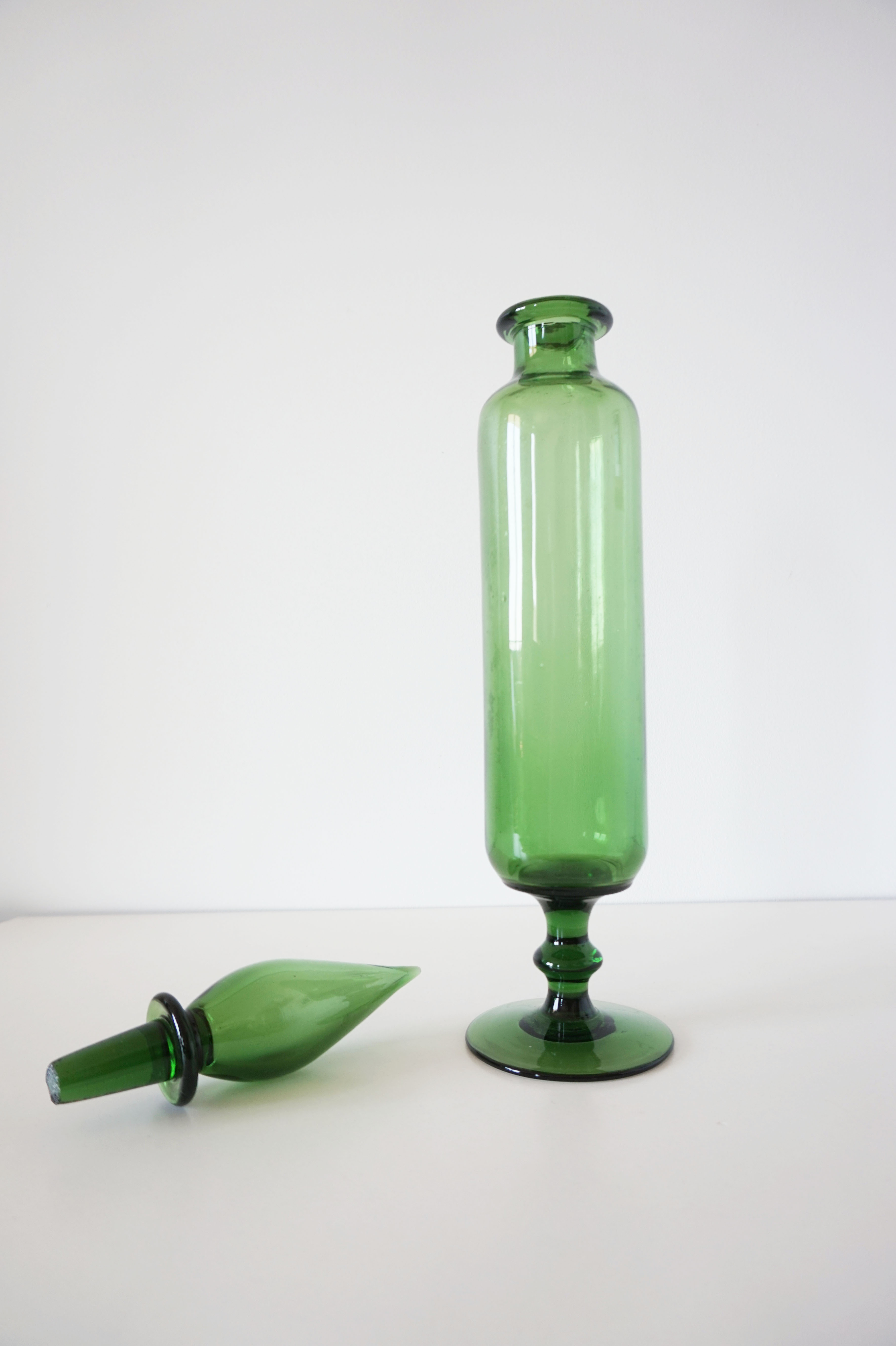 Italian decanter in green blown glass empoli