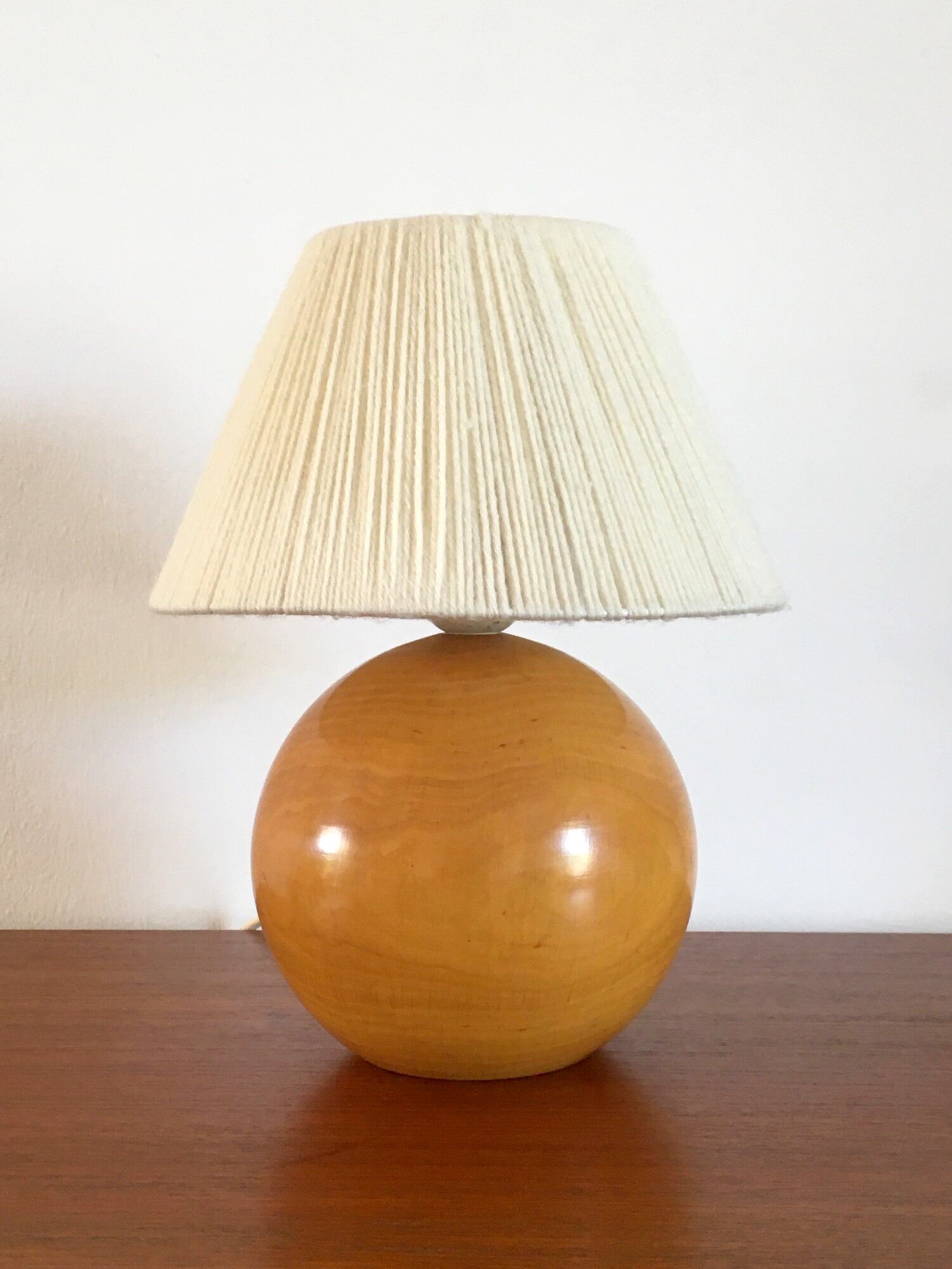 Vintage lamp in solid elm lampshade in wool 70s