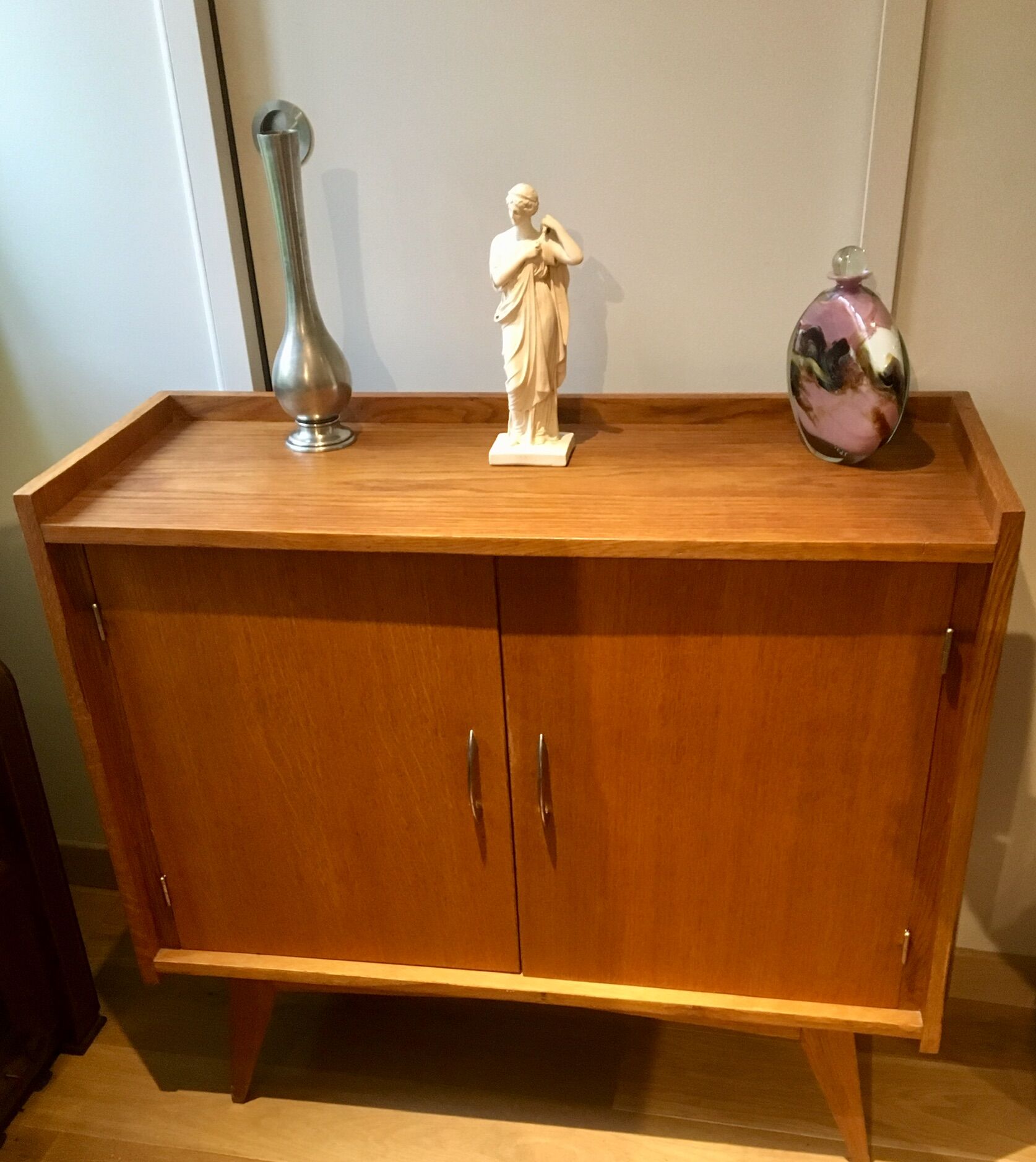 Buffet in light oak of the years 60/70