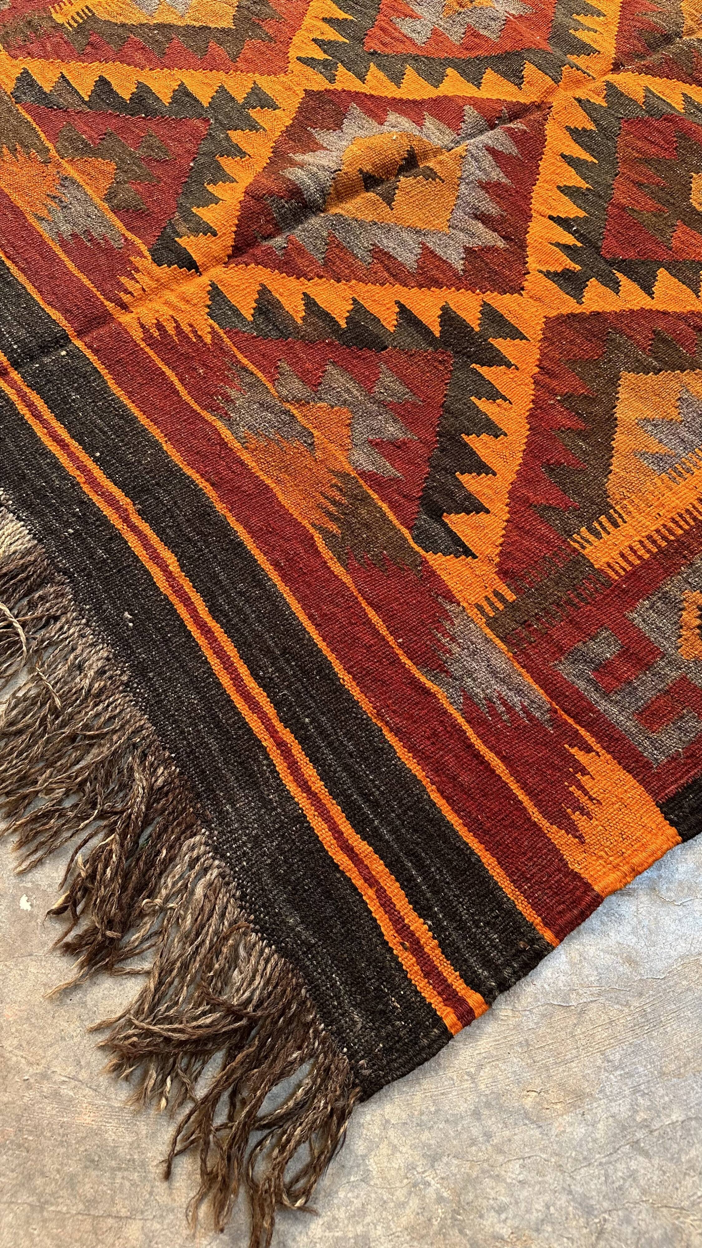 Moroccan Kilim Zayan Rug - 257 x 136 cm
