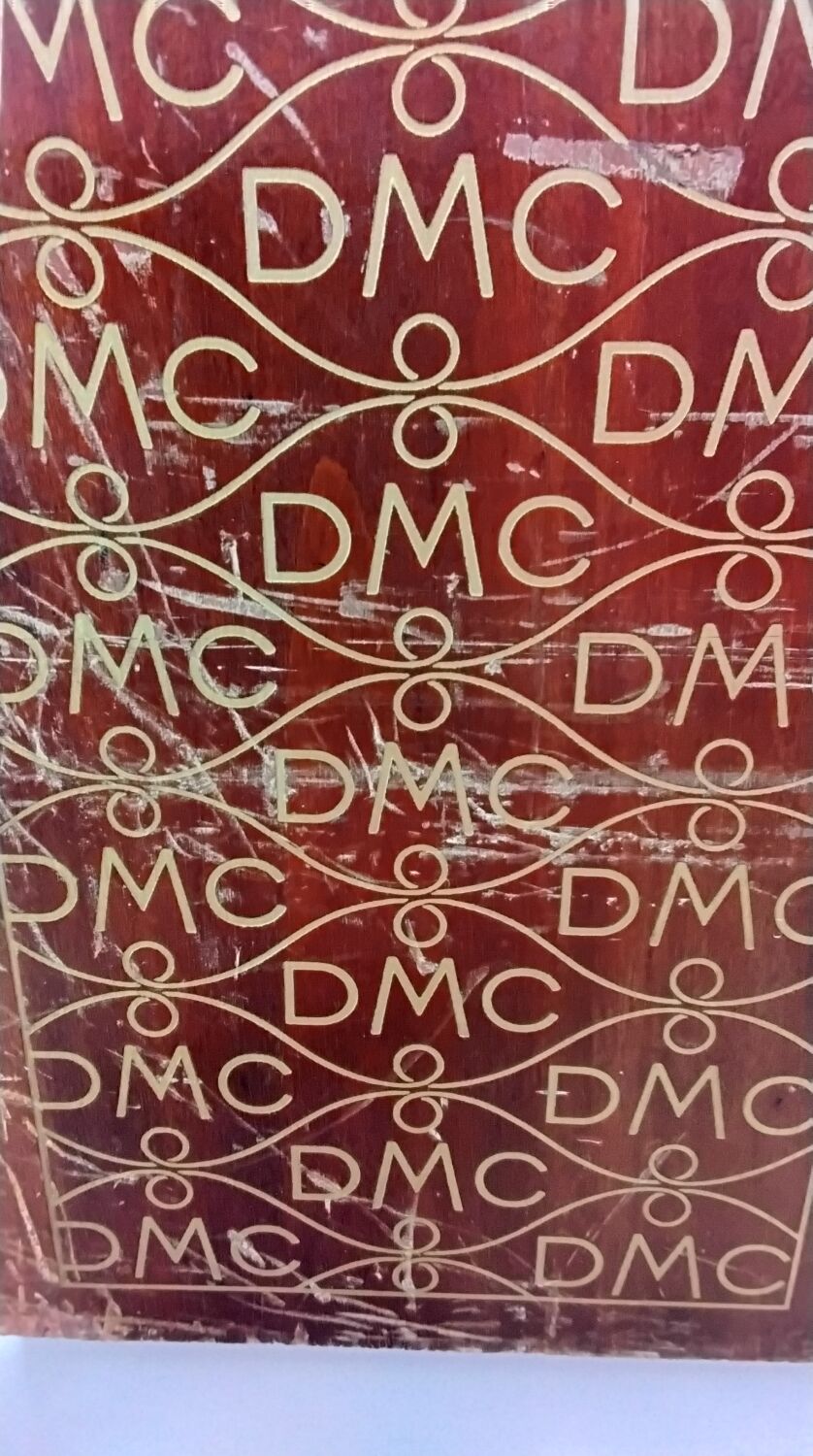 Coffret/ petite commode de mercerie vintage de la marque DMC