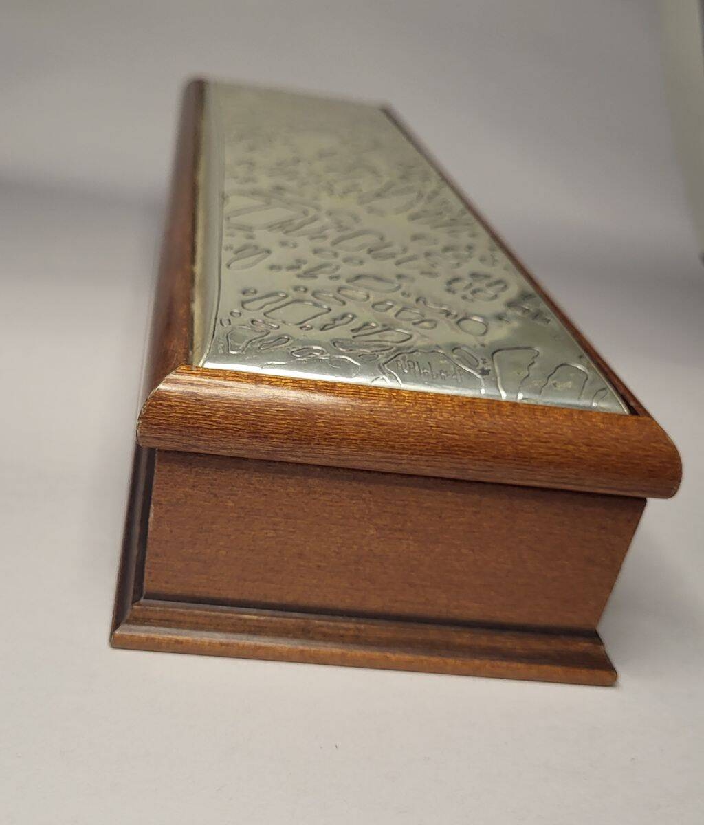 Italian Zeta Studio D'Arte Silver wooden Box w/ Sterling Silver Top