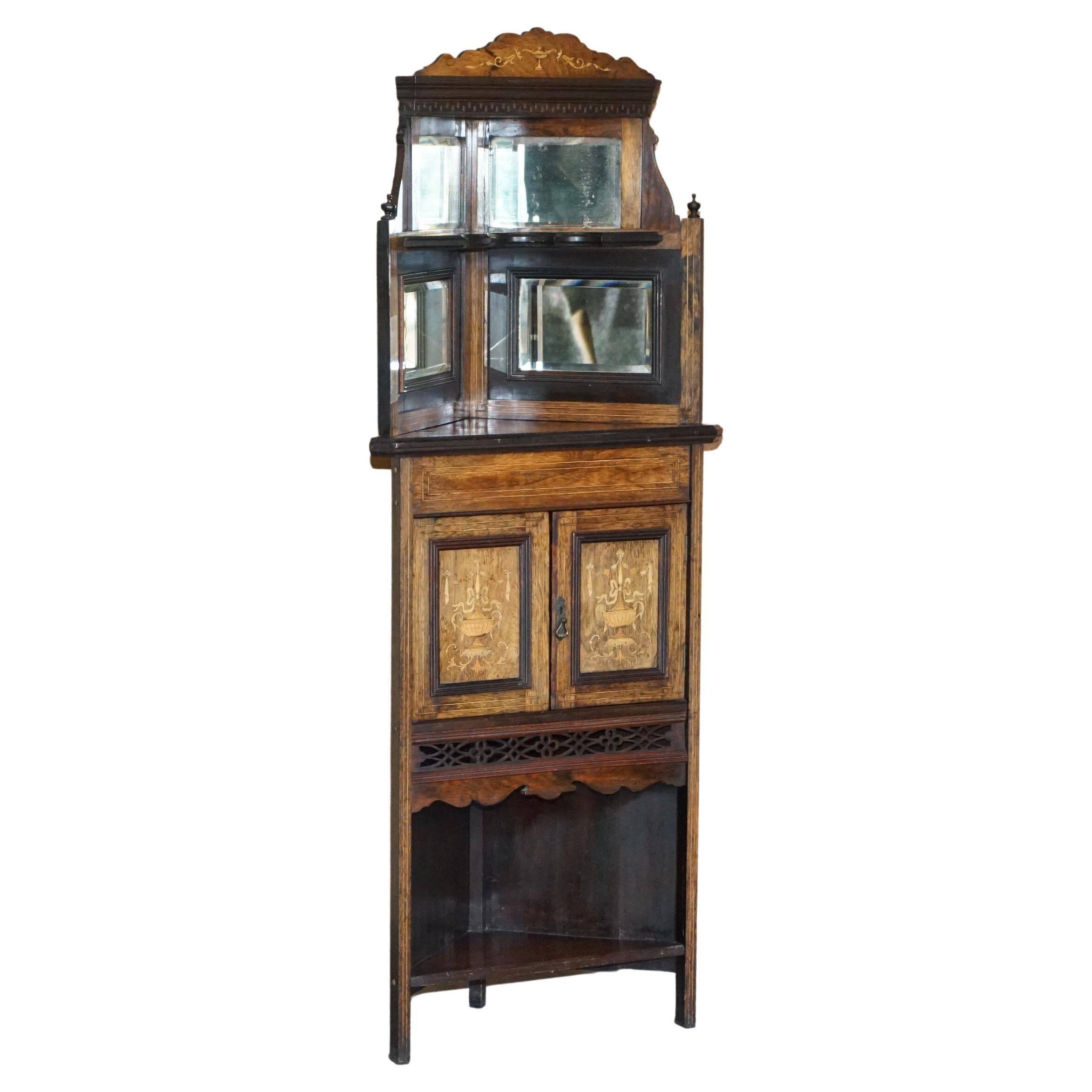 Buffet d'angle italien antique vers 1880 en bois dur avec incrustation de buis et miroir