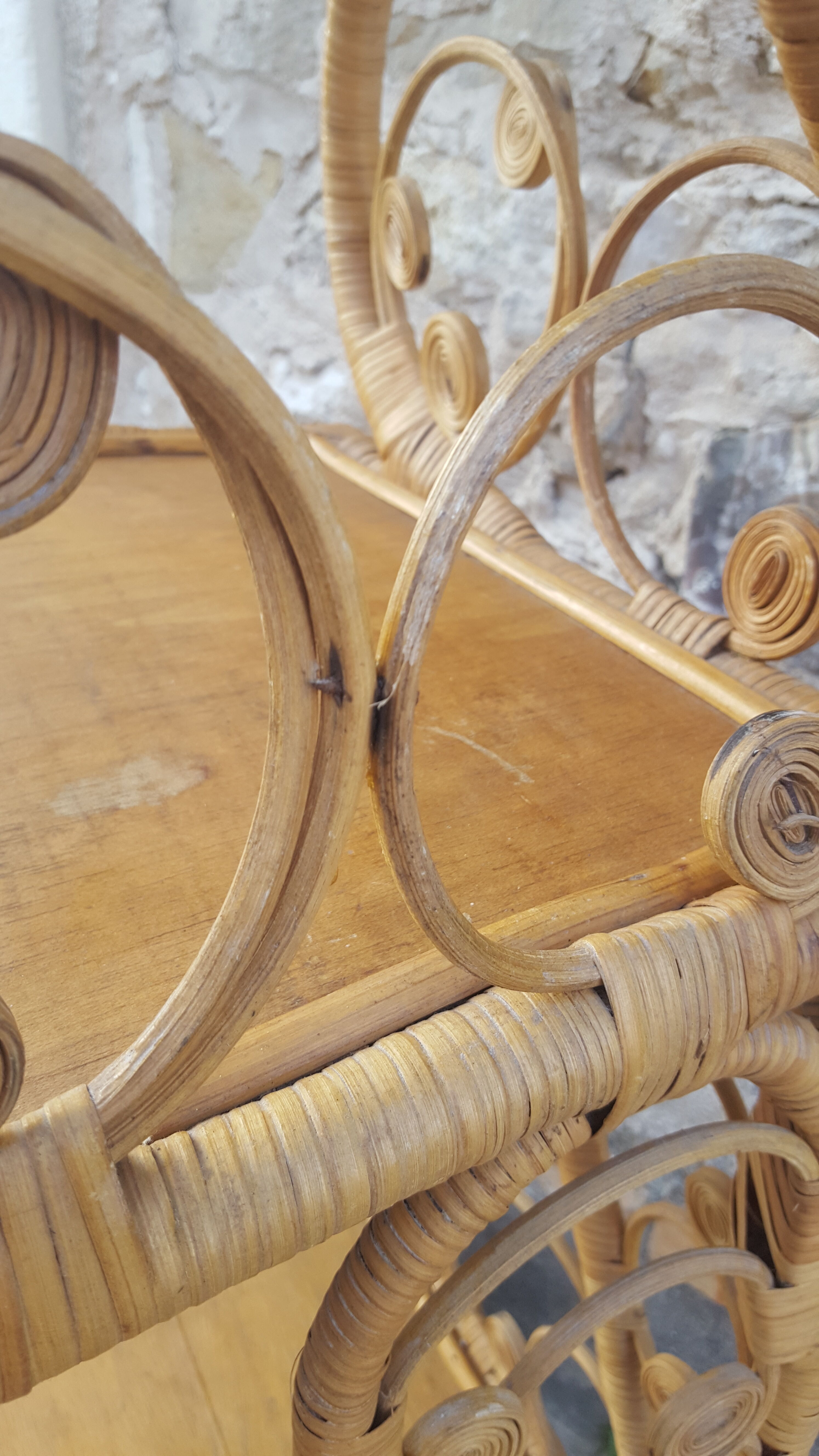 Vintage rattan notch shelf