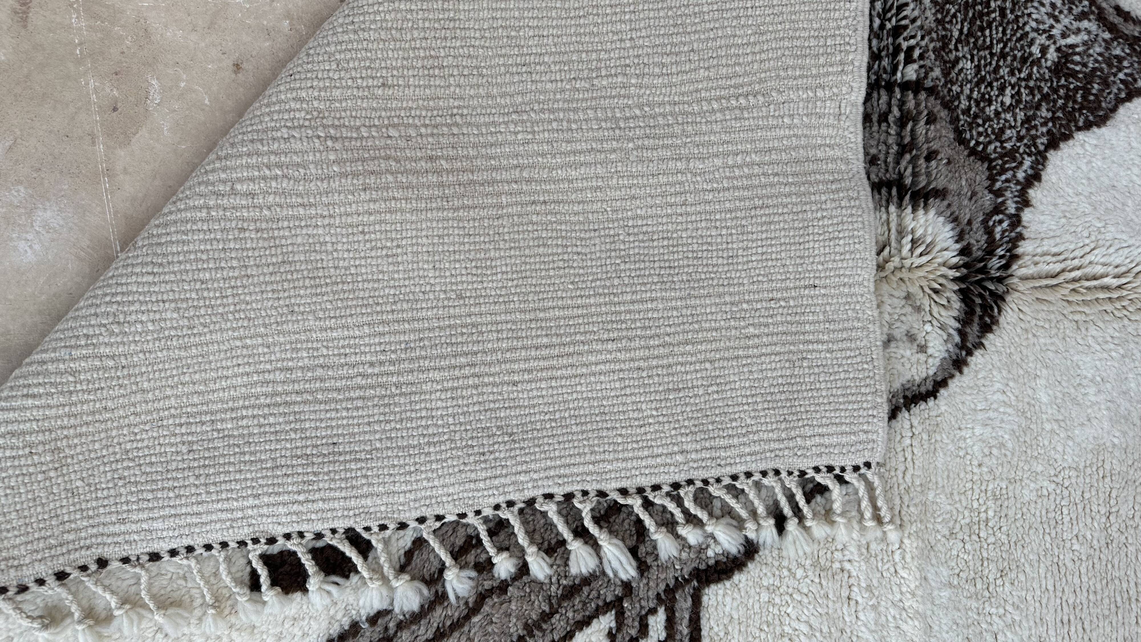 Beni M'Rirt Moroccan Rug - 202 x 153 cm