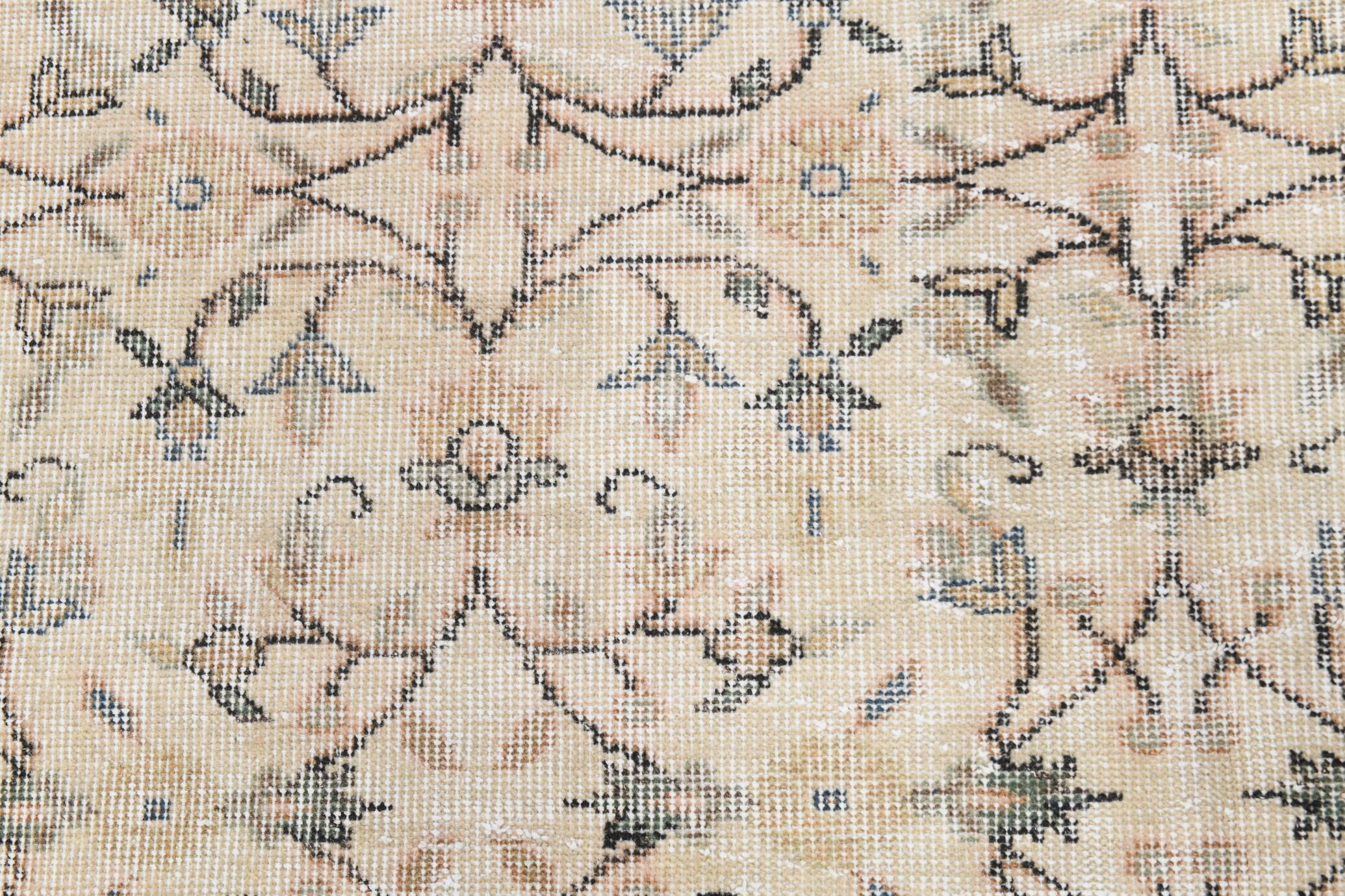 6x10 Vintage Faded Brown & Beige Classic Vintage Rug