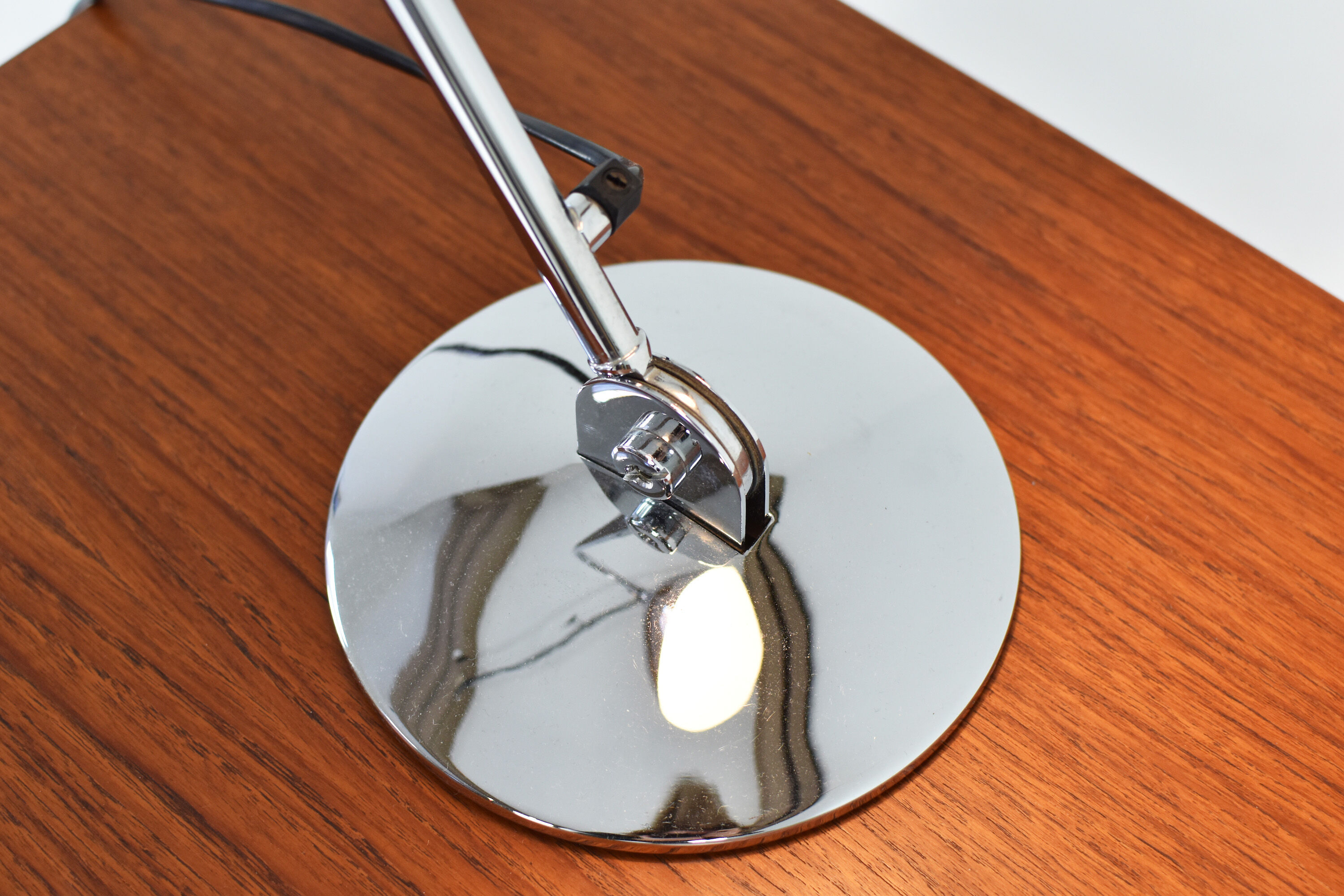 Lampe de bureau chromée du Royaume-Uni des années 1960