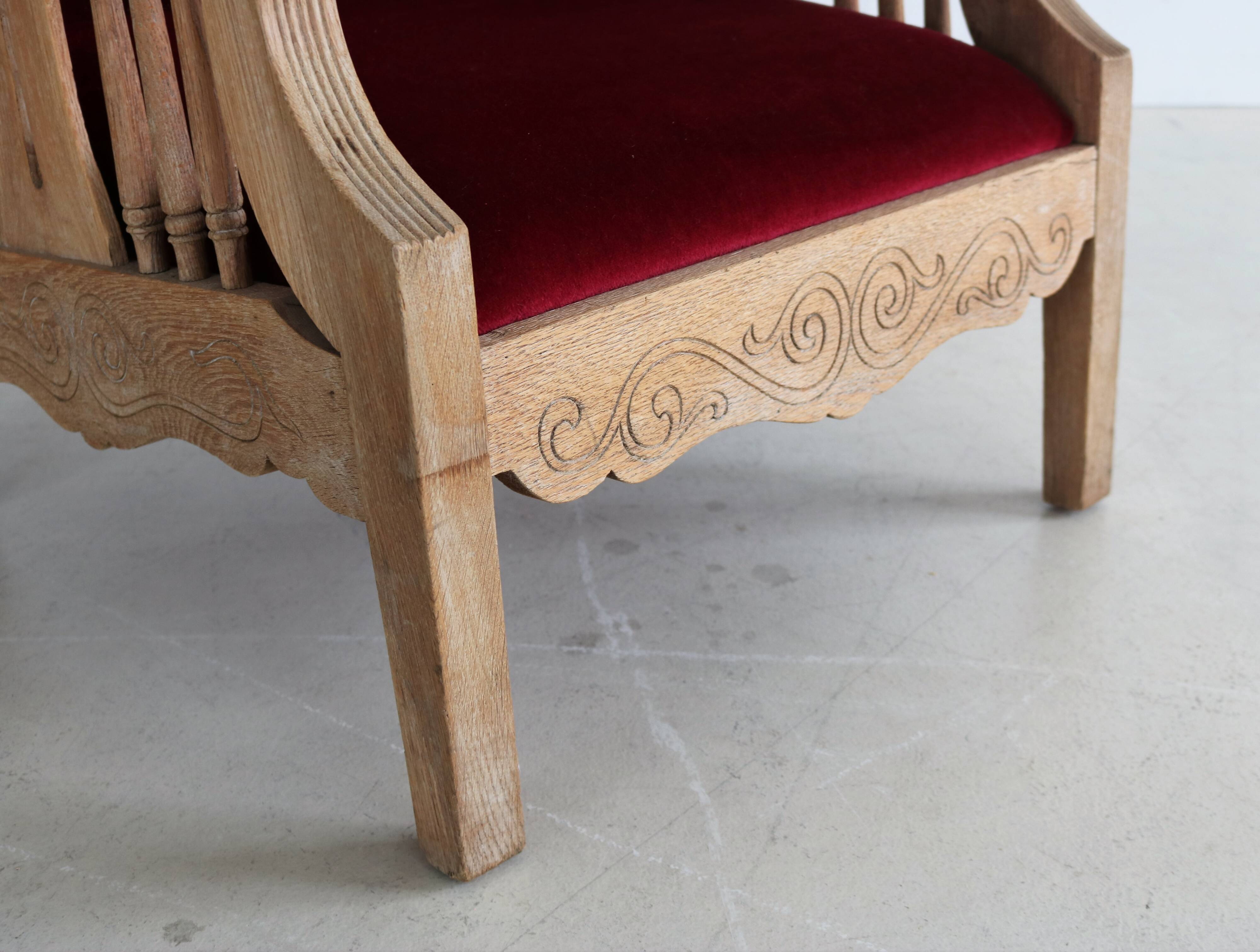 Vintage lounge chair