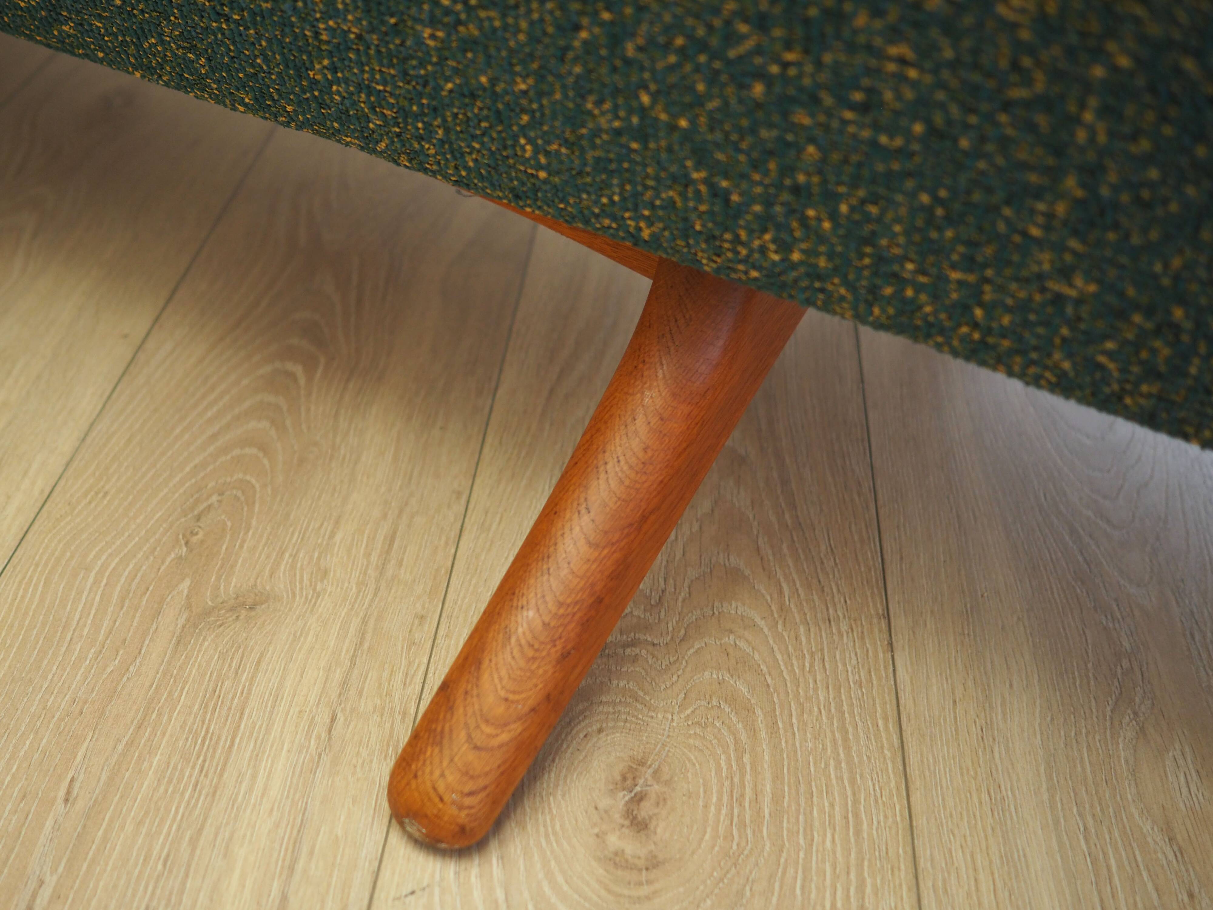 Canapé vert mélangé, design danois, années 1960, fabricant : A. Mikael Laursen.