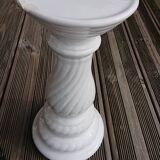 Porcelain pedestal