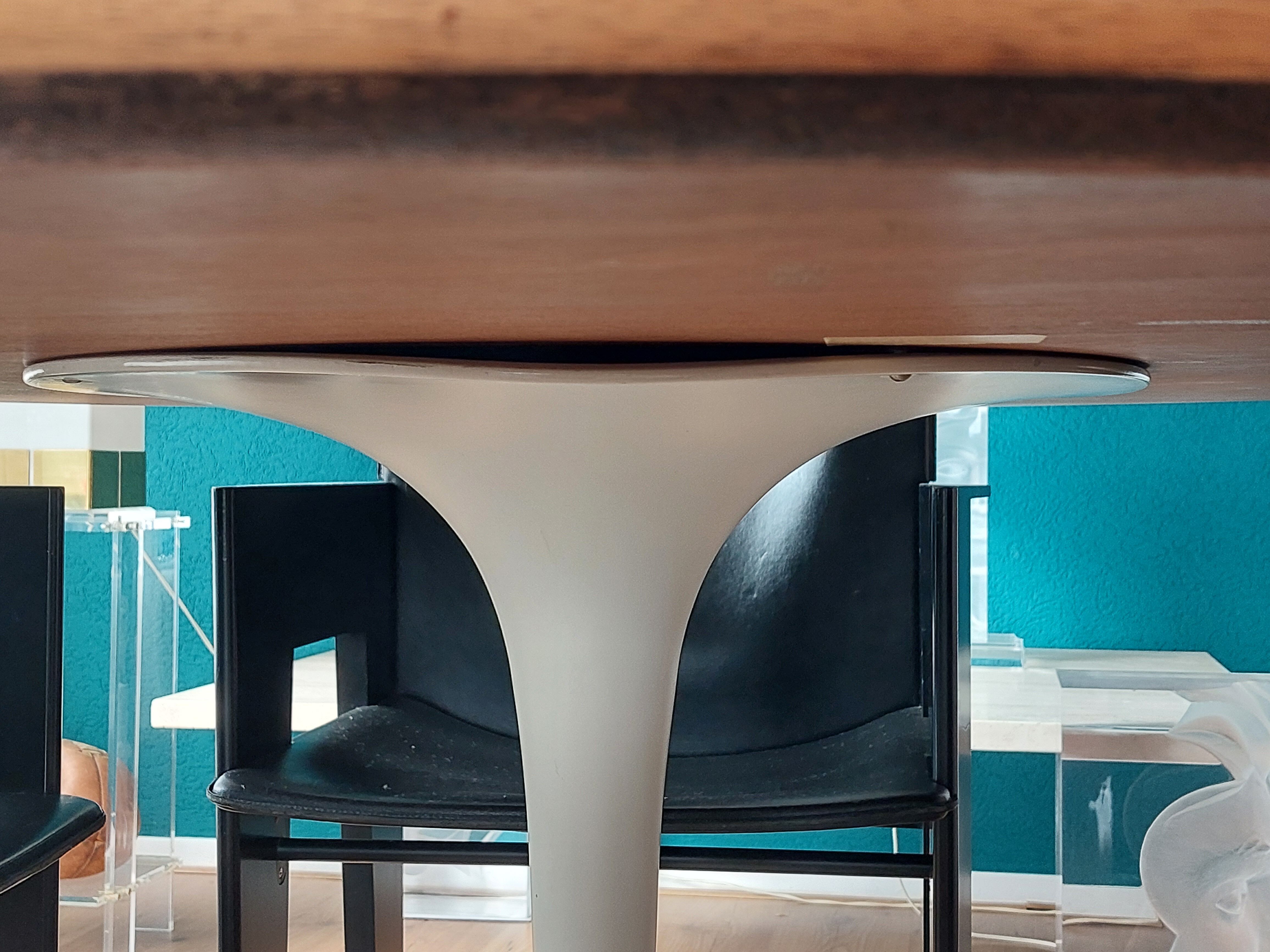 Tulip Dining Table by Maurice Burke for Arkana, 1960's.
