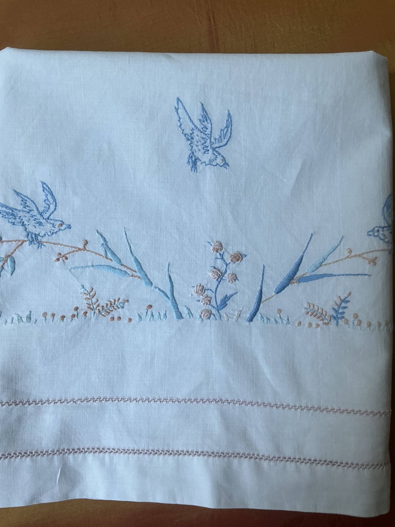 Drap brodé enfant 112 X 78 cm