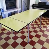 Table in formica