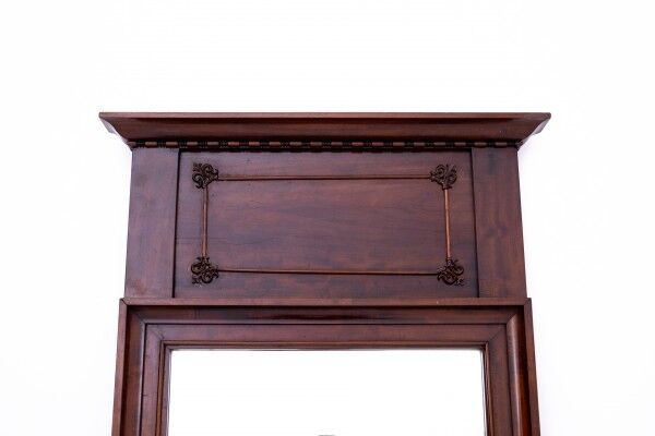 Mahogany mirror, Northern Europe, circa 1880.
