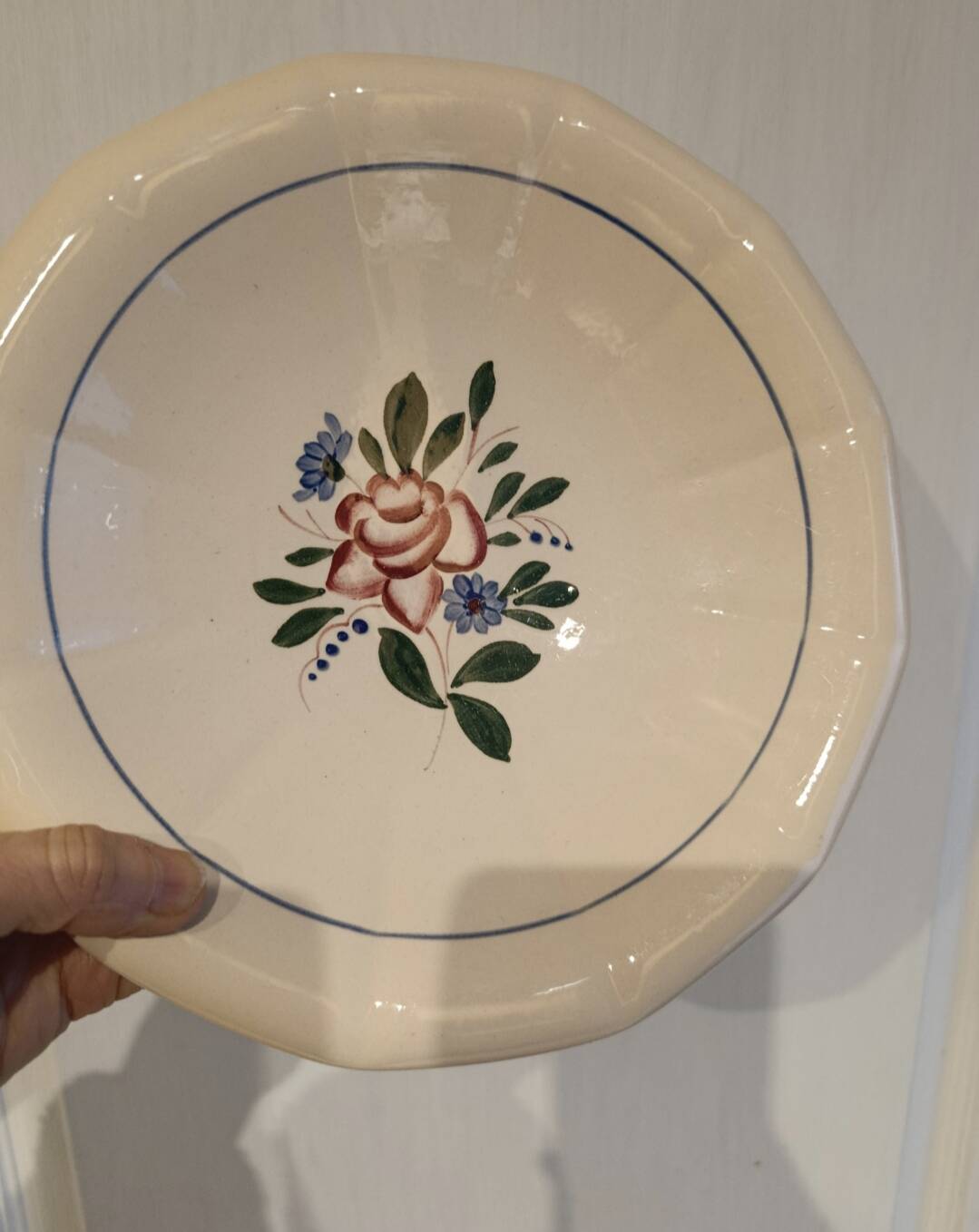 Round hollow plate, old pink model Graziella, Digoin Sarreguemines 1930.
