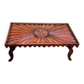 Ancienne table basse en bois sculpté