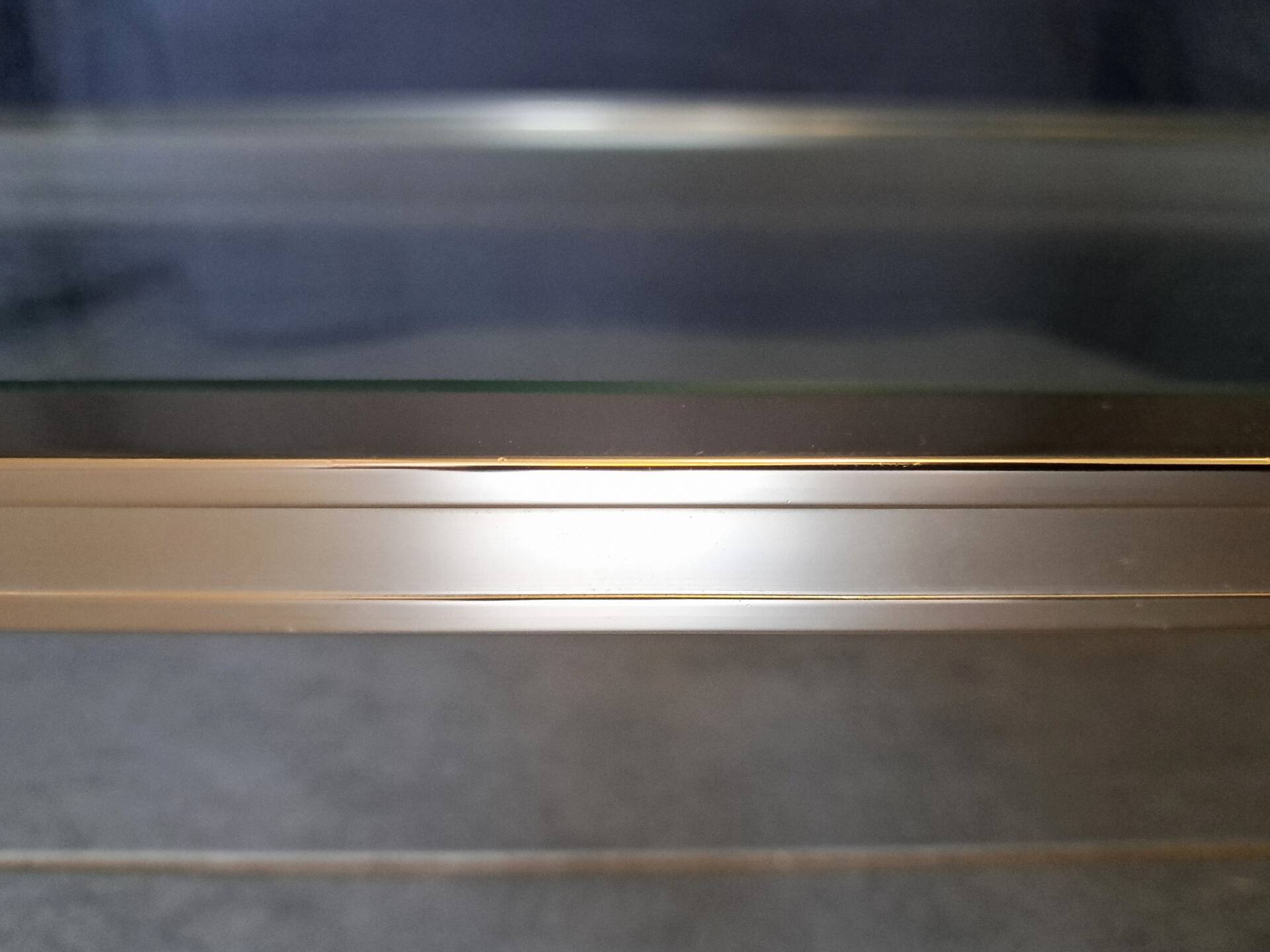 Console Pierre Vandel en lucite et alu doré