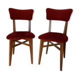 2 red chairs