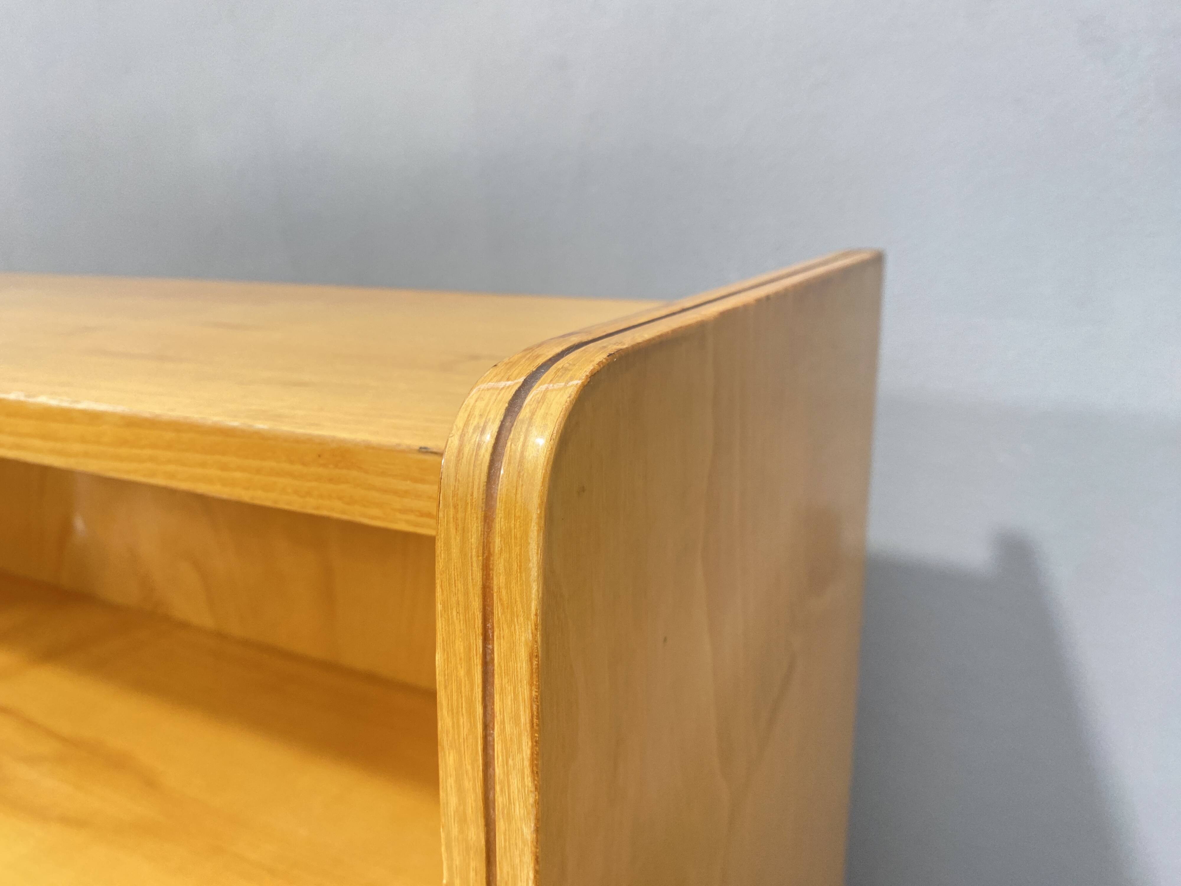 Bibliothèque vintage en noyer par František Jirák, 1960, Tchécoslovaquie