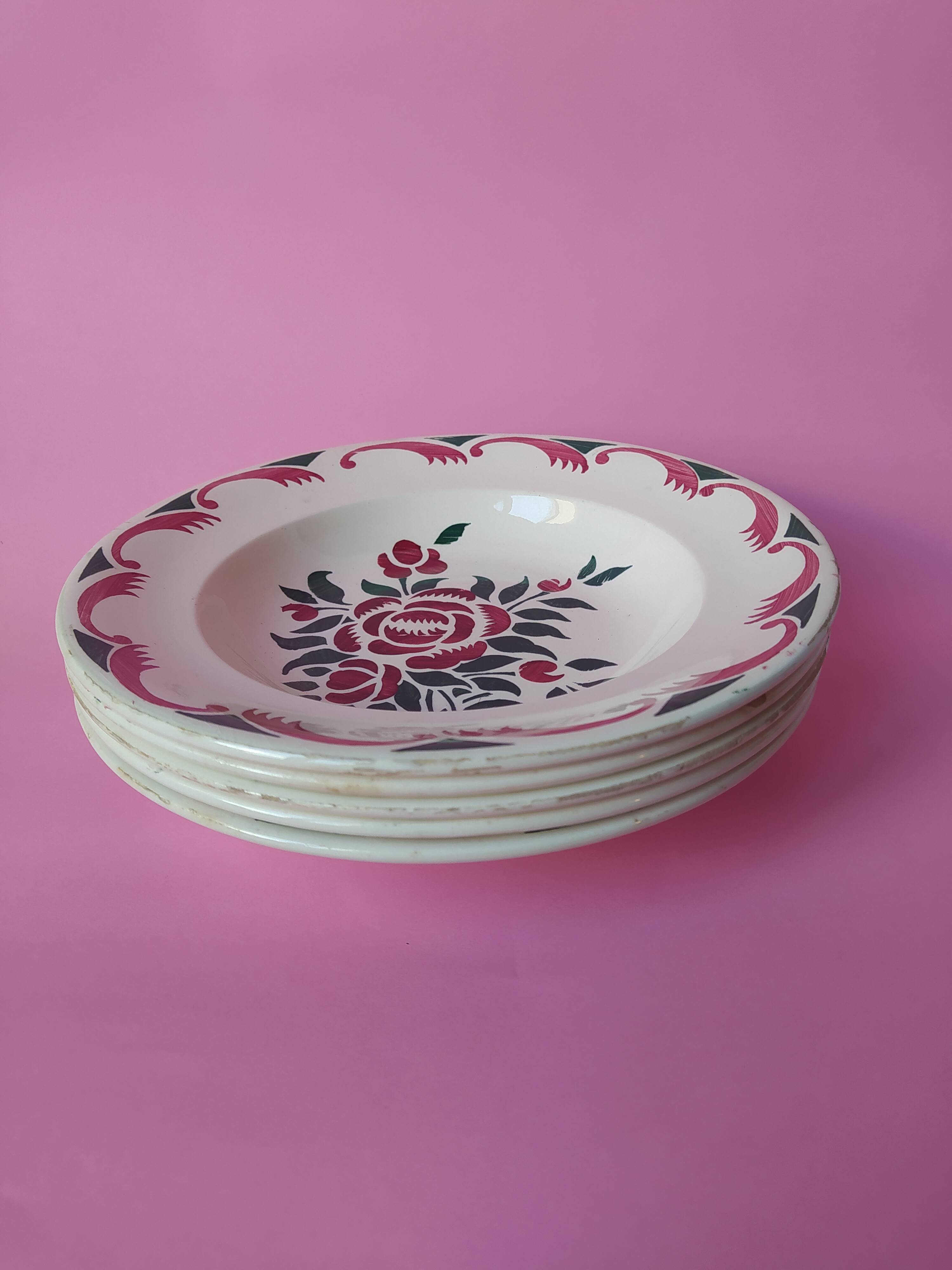 5 old soup plates from the French manufacturer LONGWY, Alsace model. Vintage.
