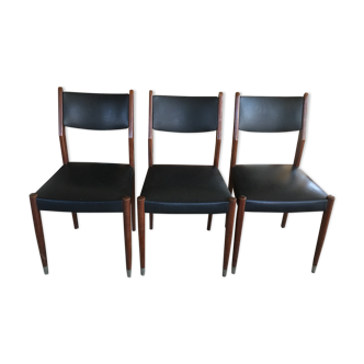 Series of 3 chairs