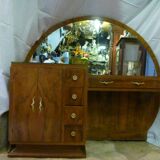 Art deco hairdresser