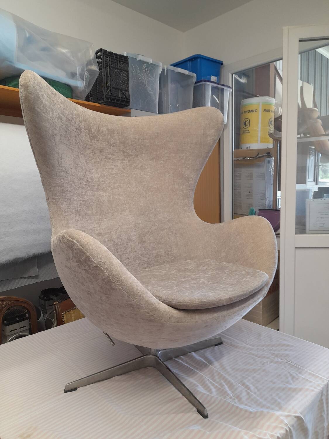 FAUTEUIL EGG
