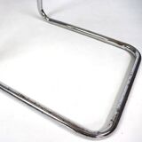 Chaise B32