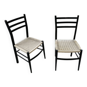Chaises noires italiennes