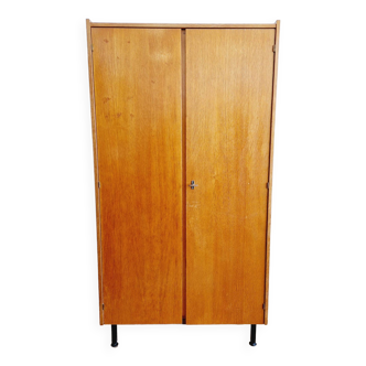 Armoire en bois